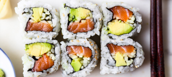Cara Membuat Sushi Salmon Avocado Nigiri yang Sama Seperti Chef Jepang